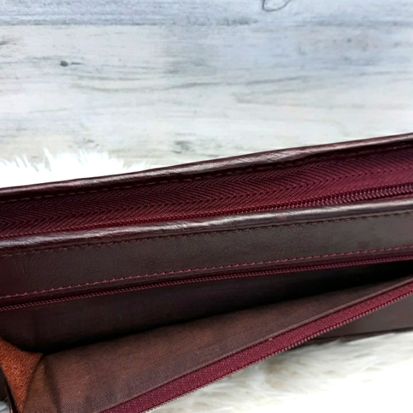 NWOT VTG GIORGIO BERNINI LEATHER TRAVEL WALLET - Picture 3 of 9